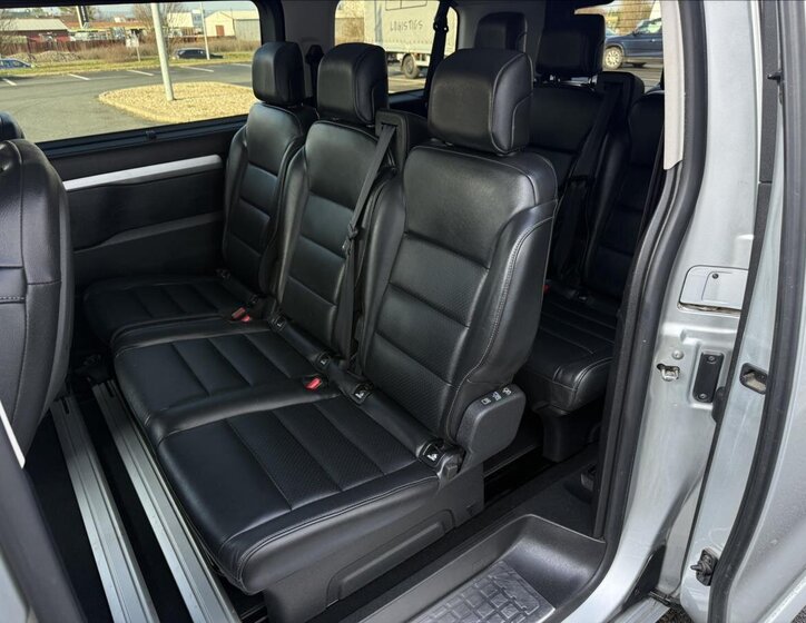 Citroën SpaceTourer MPV 2,0 l 130 kw