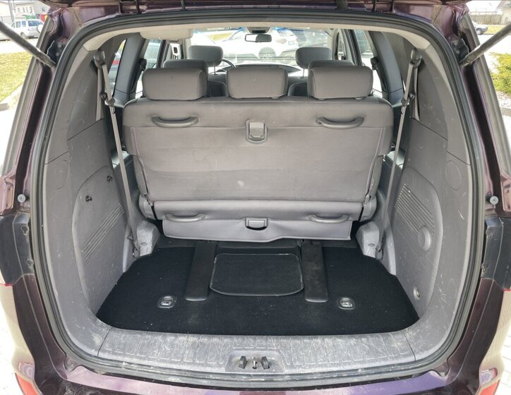 SsangYong Rodius SUV / Terénní 2,0 l 114 kw