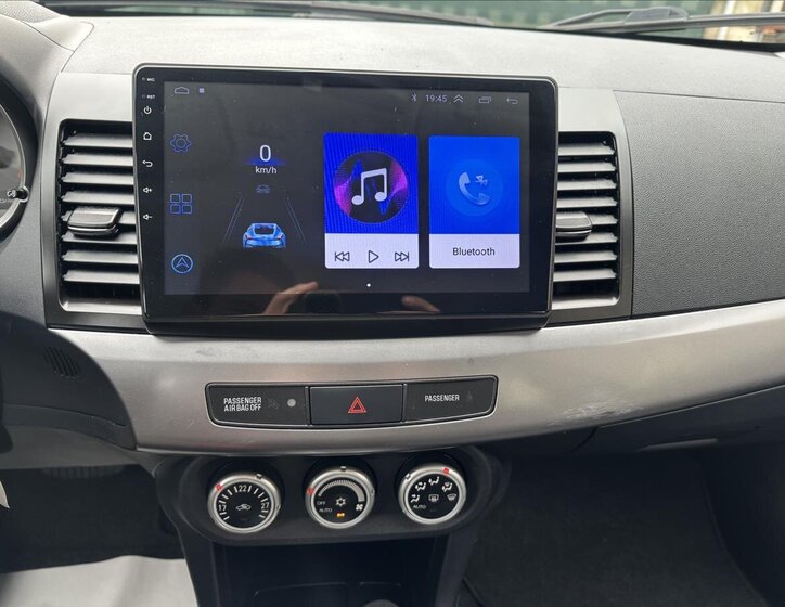 Mitsubishi Lancer Sedan 1,8 l 105 kw