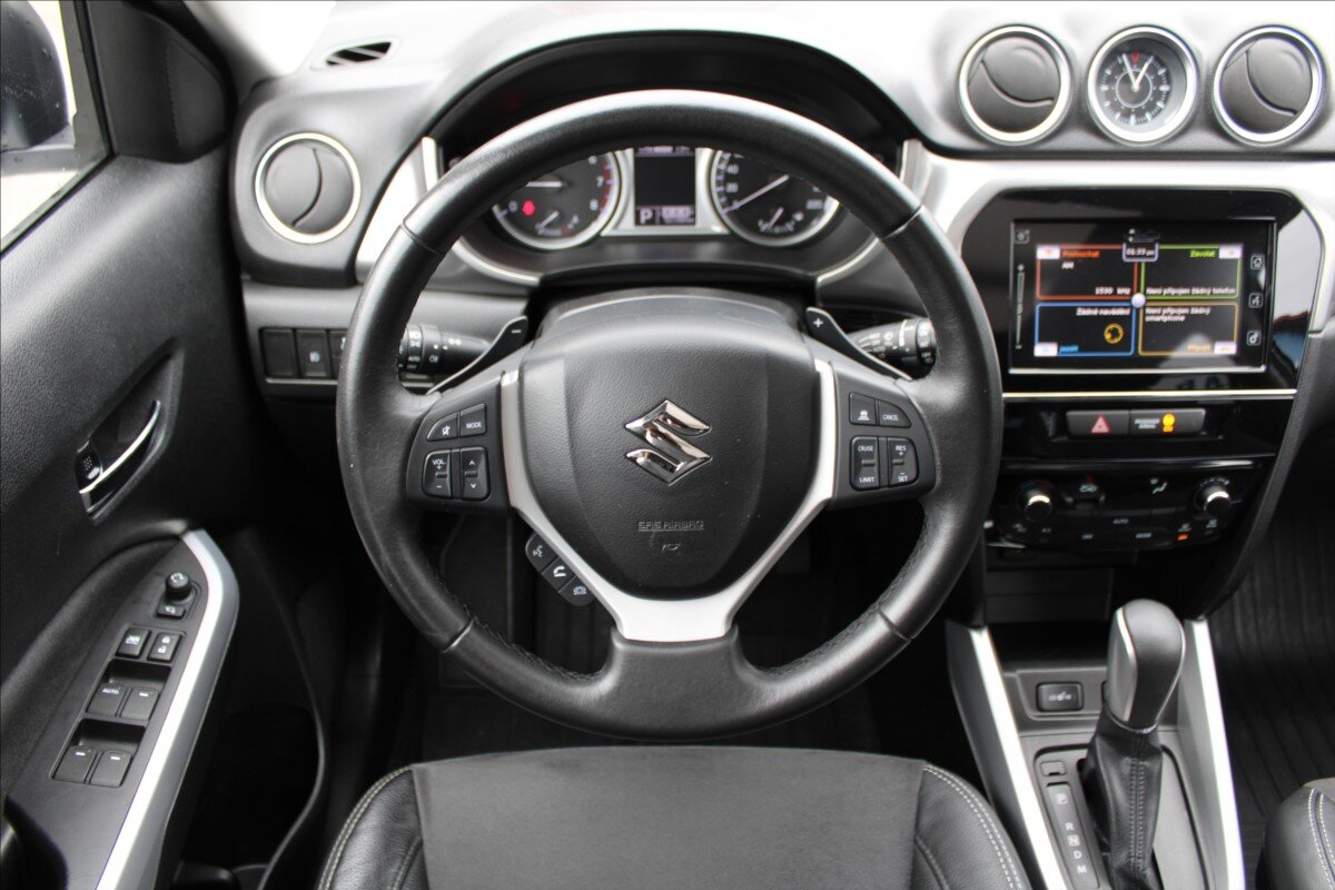 Suzuki Vitara SUV / Terénní 1,6 l 88 kw