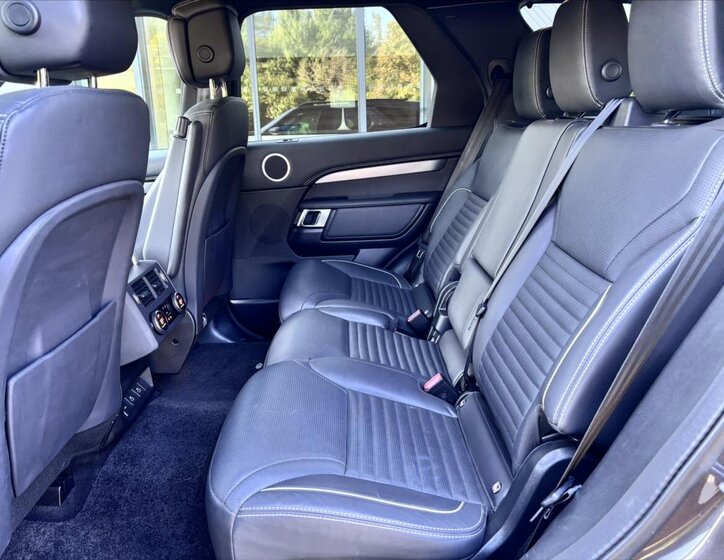 Land Rover Discovery SUV / Terénní 3,0 l 221 kw