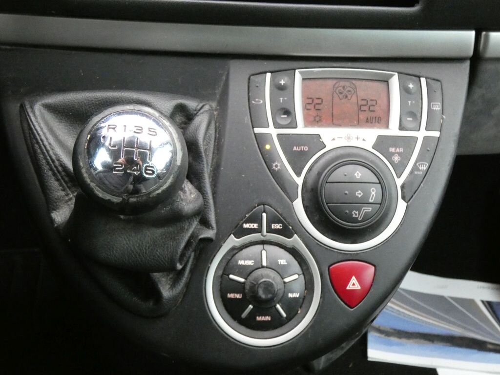 Peugeot 807 MPV 2,0 l 100 kw