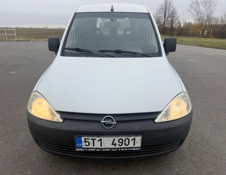 Opel Combo 8