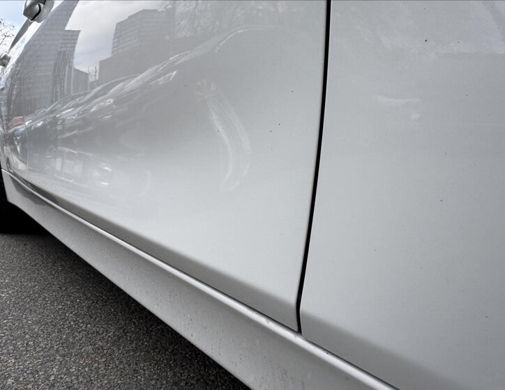 BMW Řada 3 Kombi 2,0 l 105 kw