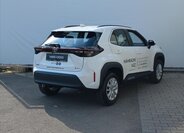 Toyota Yaris Cross CUV 1,5 l 68 kw