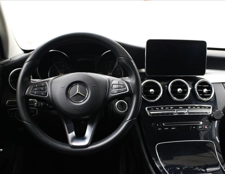 Mercedes-Benz Třídy C Kombi 2,0 l 135 kw