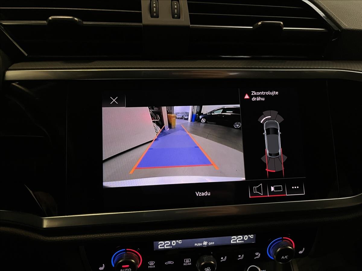 Audi Q3 SUV 1,5 l 110 kw