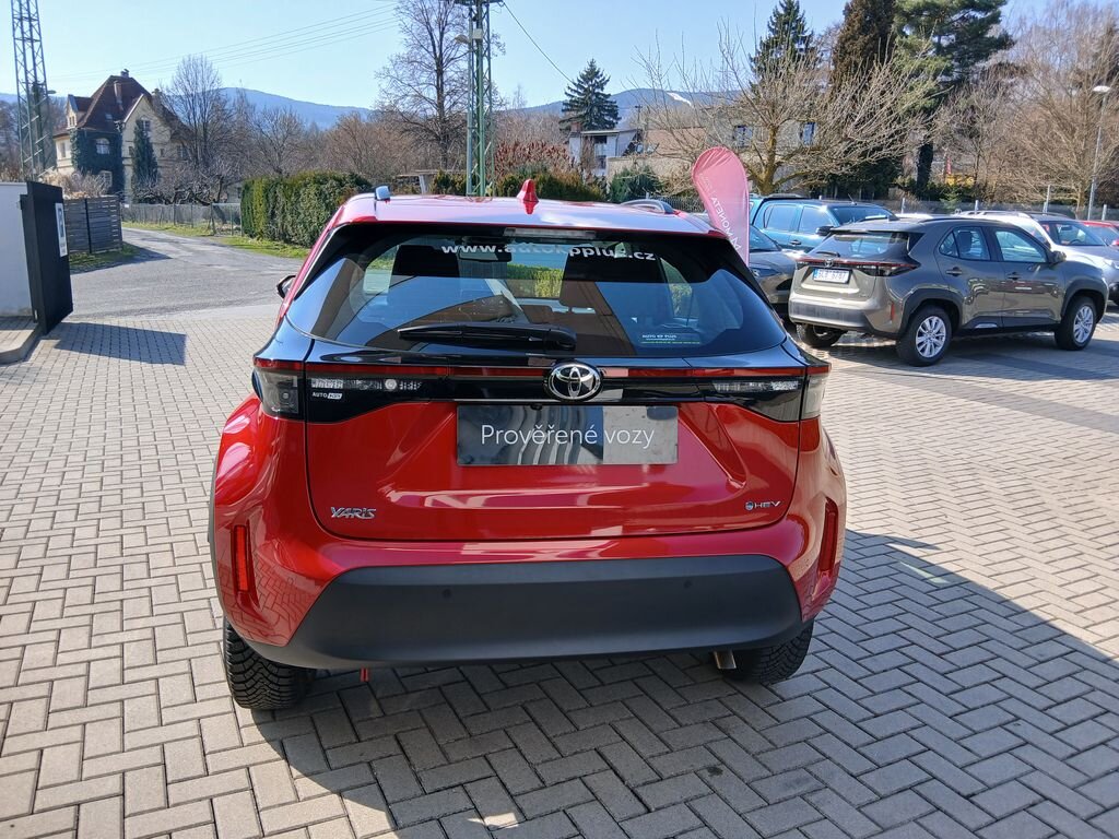 Toyota Yaris Cross SUV / Terénní 1,5 l 68 kw