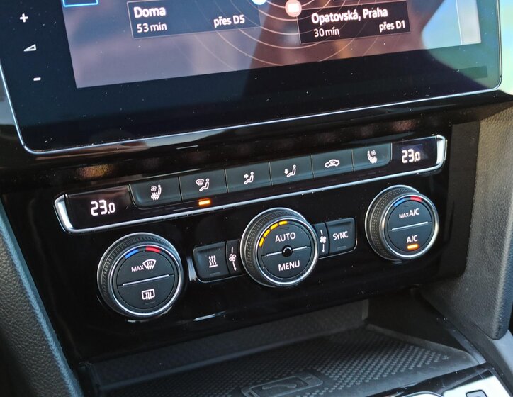 Volkswagen Passat 24