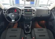 Volkswagen Tiguan 8