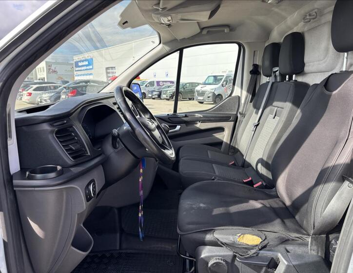 Ford Transit Custom 17