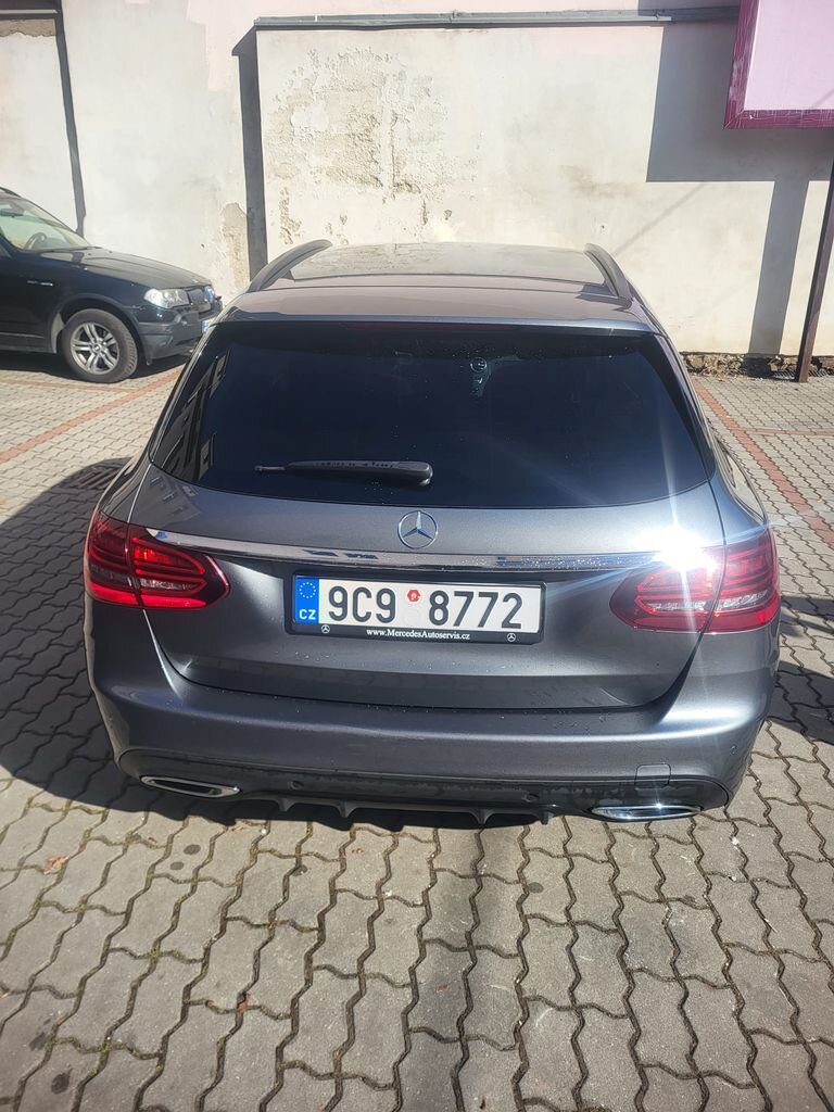 Mercedes-Benz Třídy C Kombi 2,0 l 143 kw