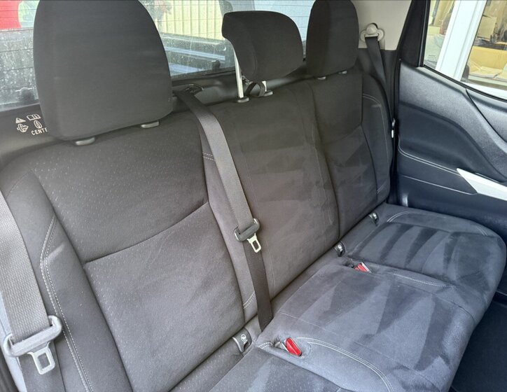 Nissan Navara Pick-up 2,3 l 120 kw