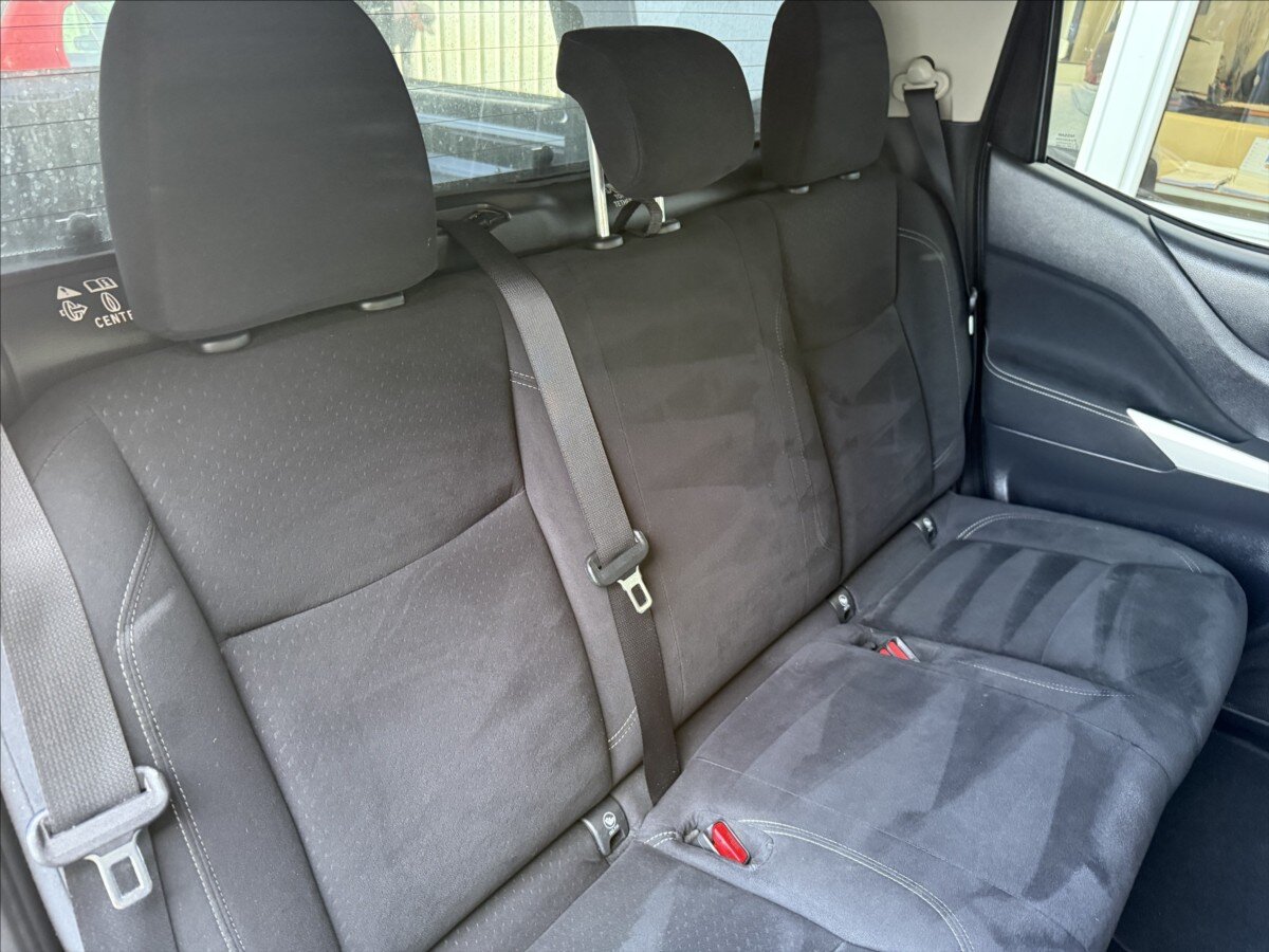 Nissan Navara Pick-up 2,3 l 120 kw