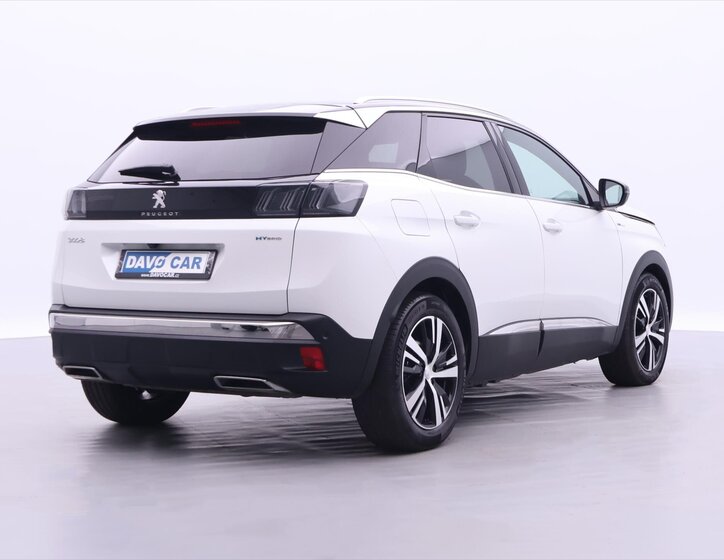 Peugeot 3008 SUV 1,6 l 133 kw