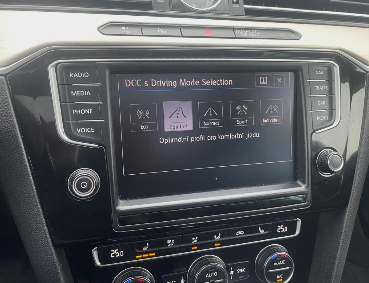 Volkswagen Passat Kombi 2,0 l 176 kw