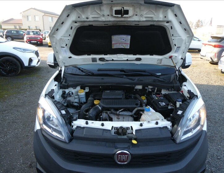 Fiat Dobló cargo Pick-up 1,4 l 88 kw