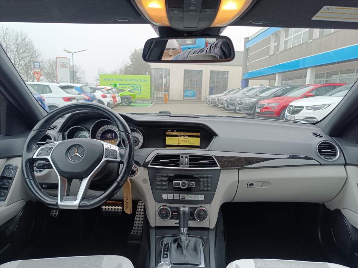 Mercedes-Benz Třídy C Kombi 2,1 l 150 kw