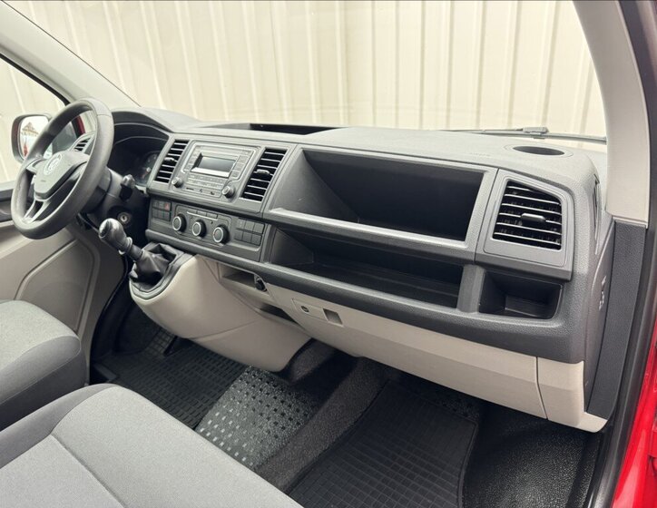 Volkswagen Transporter Skříň 2,0 l 110 kw