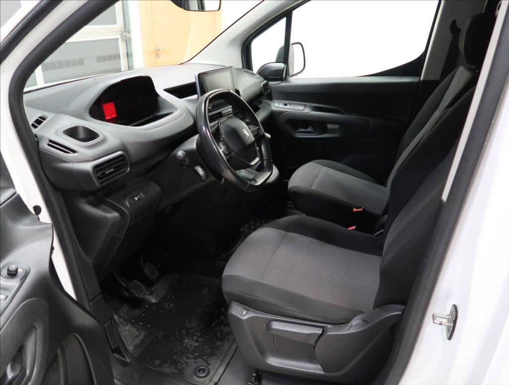 Peugeot Partner Kombi 1,5 l 96 kw