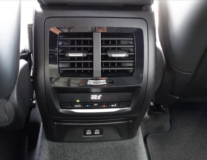 BMW X3 SUV 2,0 l 185 kw