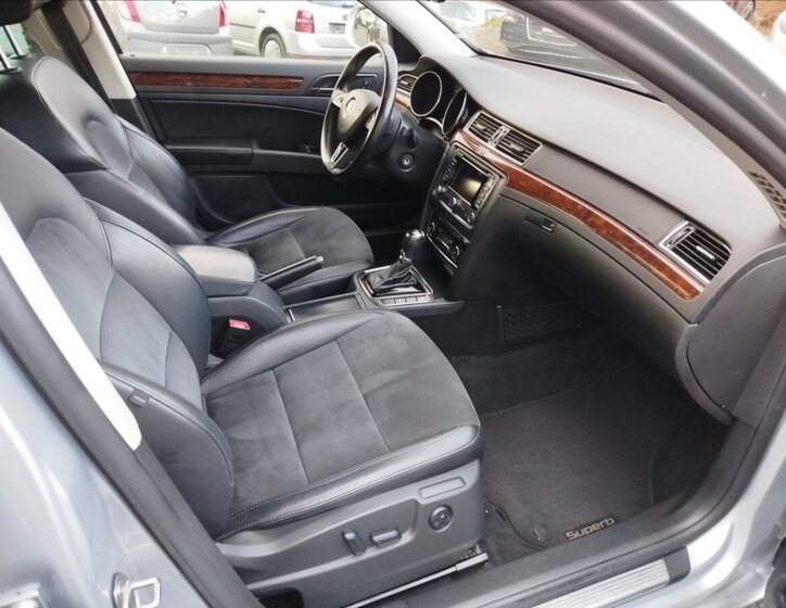 Škoda Superb 29