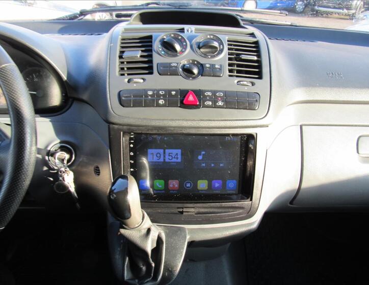 Mercedes-Benz Vito 16