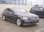 Mercedes-Benz Třídy E Kombi 2,0 l 143 kw