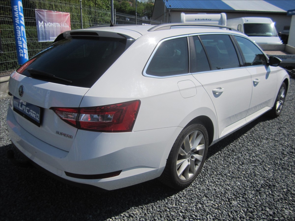 Škoda Superb
