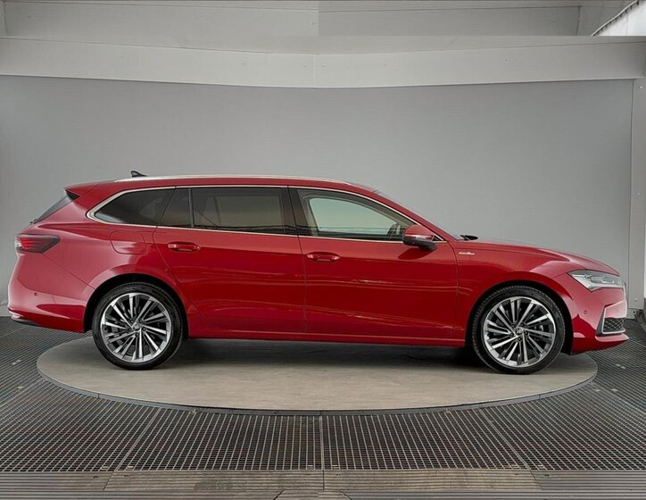 Škoda Superb Kombi 2,0 l 142 kw