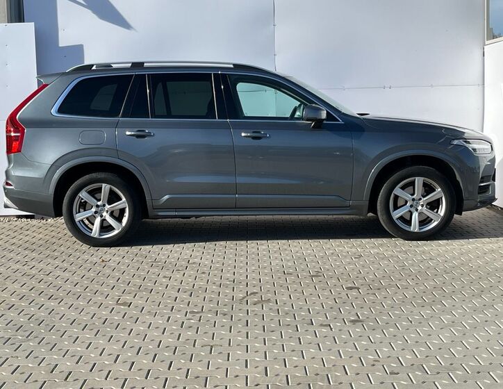 Volvo XC90 5