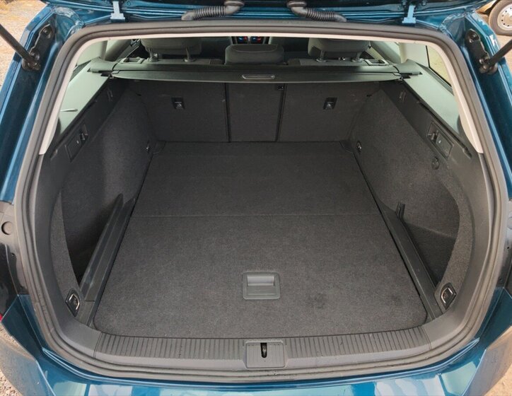 Volkswagen Passat Kombi 1,5 l 110 kw