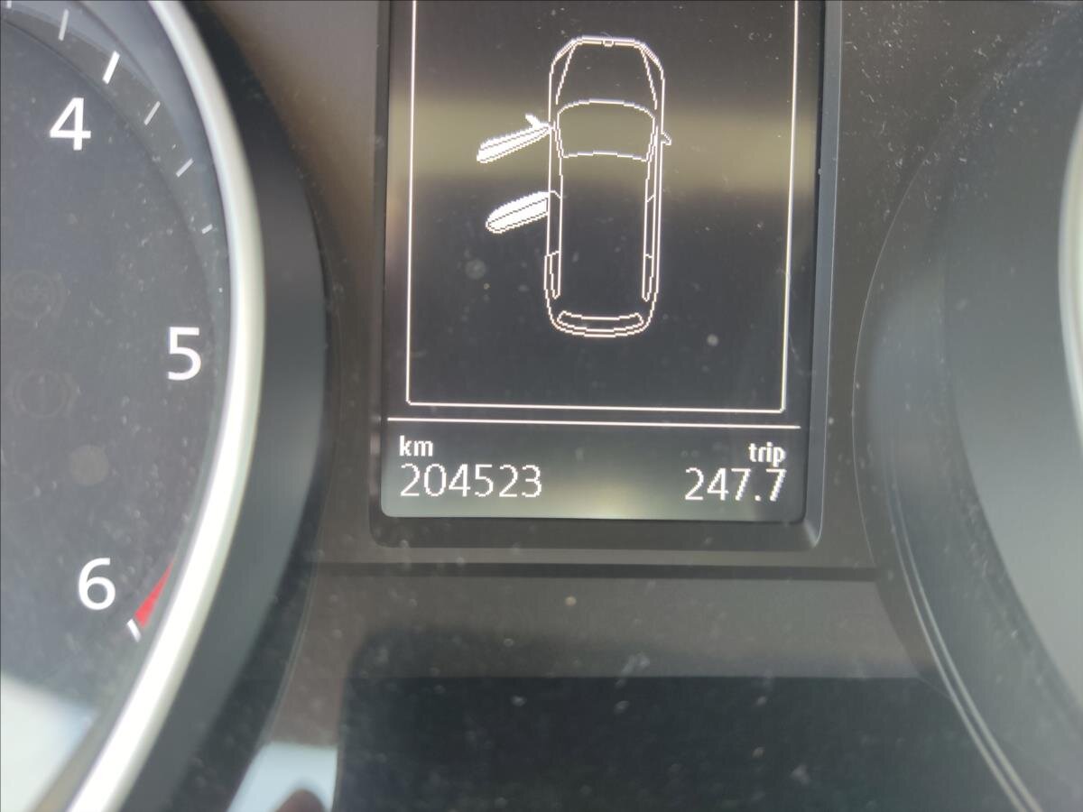 Volkswagen Passat Kombi 2,0 l 110 kw