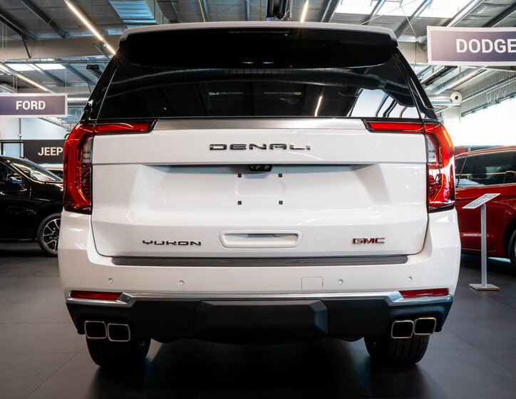 GMC Yukon SUV 6,2 l 313 kw