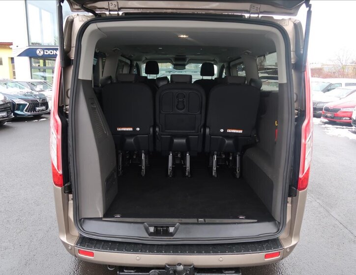 Ford Tourneo Custom Ostatní 2,0 l 136 kw