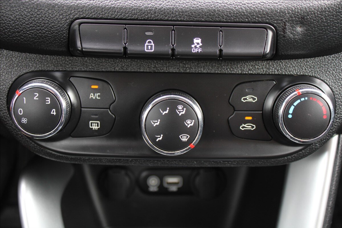 KIA Ceed Hatchback 1,4 l 73 kw