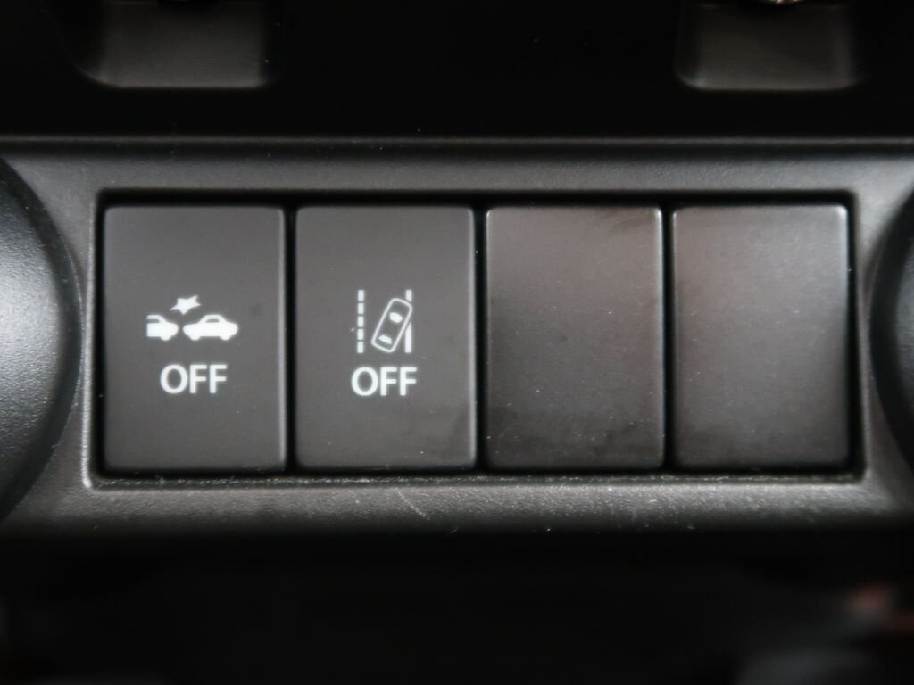 Suzuki Ignis SUV 1,2 l 66 kw