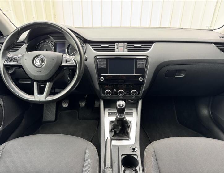 Škoda Octavia 28