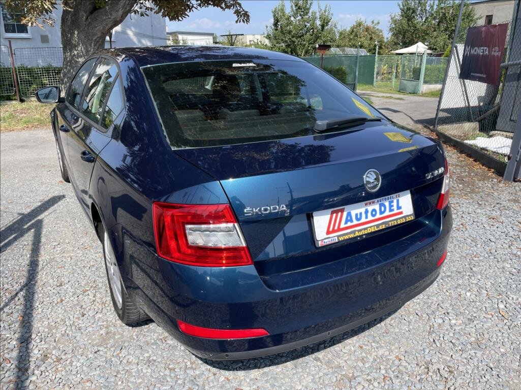 Škoda Octavia Sedan / Limuzína 1,2 l 77 kw