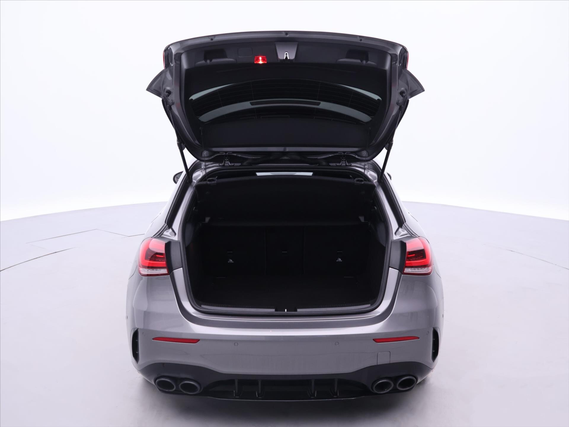 Mercedes-Benz Třídy A Hatchback 2,0 l 310 kw