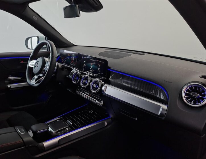 Mercedes-Benz GLB SUV 1,3 l 120 kw
