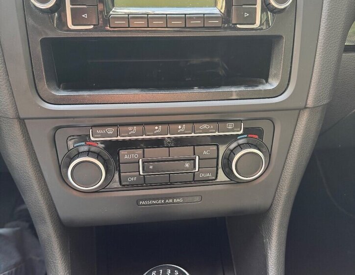 Volkswagen Golf Hatchback 0,0 77 kw