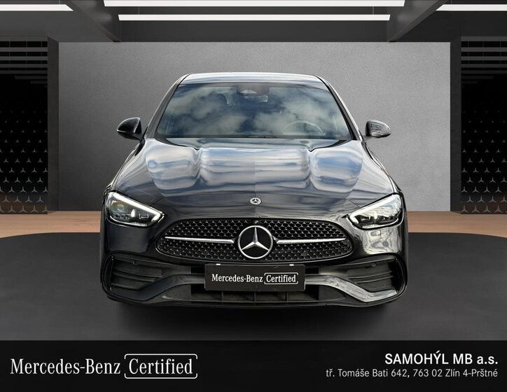 Mercedes-Benz Třídy C Sedan 2,0 l 147 kw