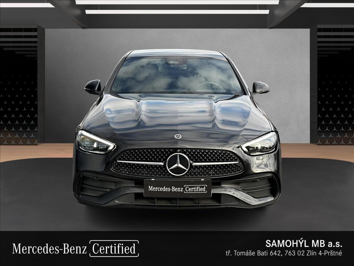 Mercedes-Benz Třídy C Sedan 2,0 l 147 kw