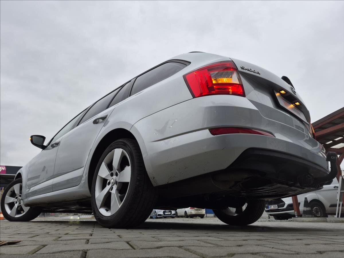 Škoda Octavia Kombi 2,0 l 110 kw