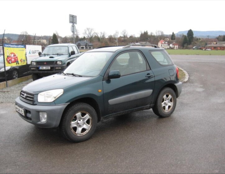 Toyota RAV4 Kombi 1,8 l 92 kw