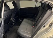 Lexus ES 300h Sedan 2,5 l 160 kw