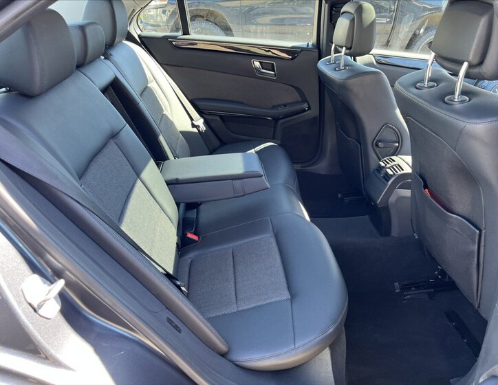 Mercedes-Benz Třídy E Sedan / Limuzína 2,1 l 100 kw