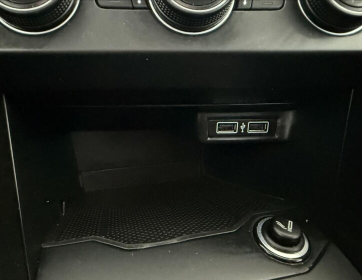 Volkswagen T-Roc Kombi 999,0 85 kw