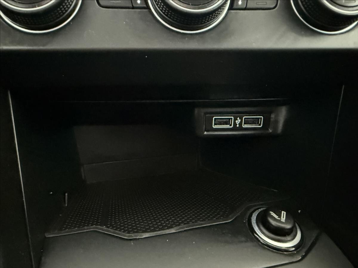 Volkswagen T-Roc Kombi 999,0 85 kw